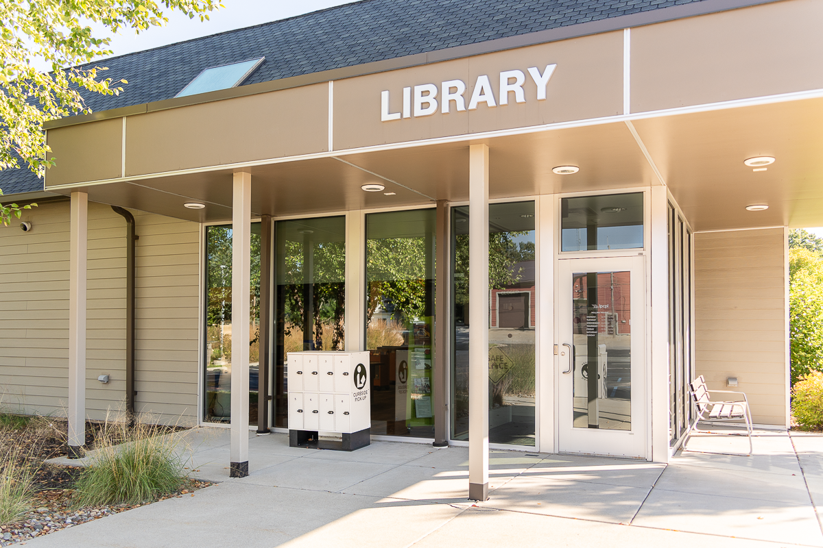 Outdoor lockers near the entrance of the Rolling Prairie Branch.